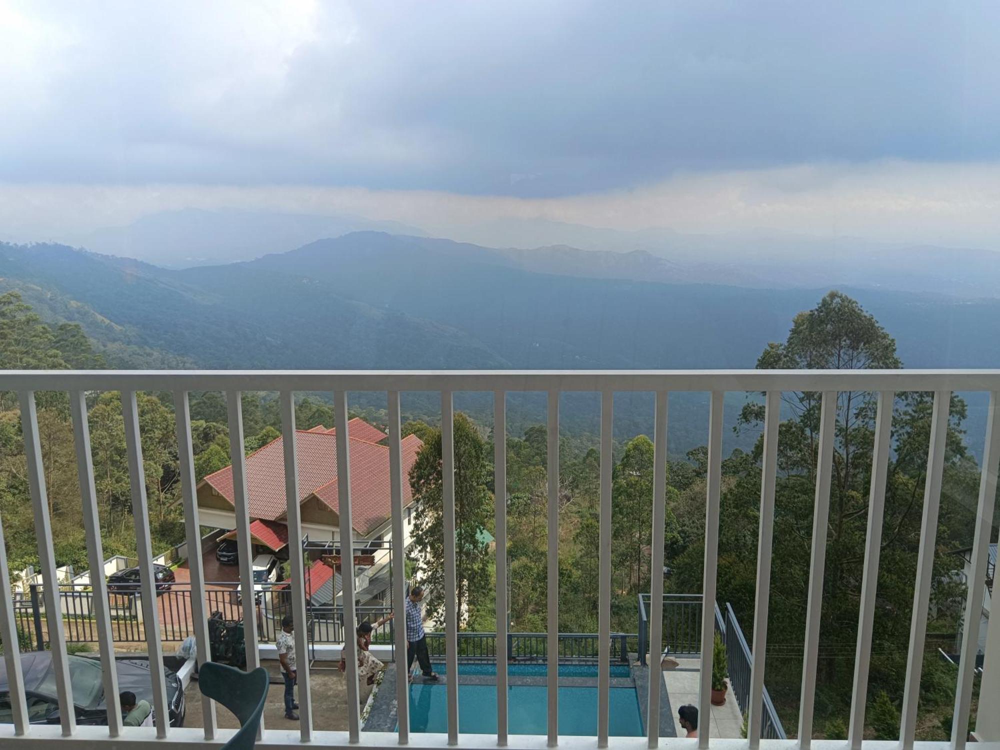 The Clouds End Hotel Devikulam Exterior foto