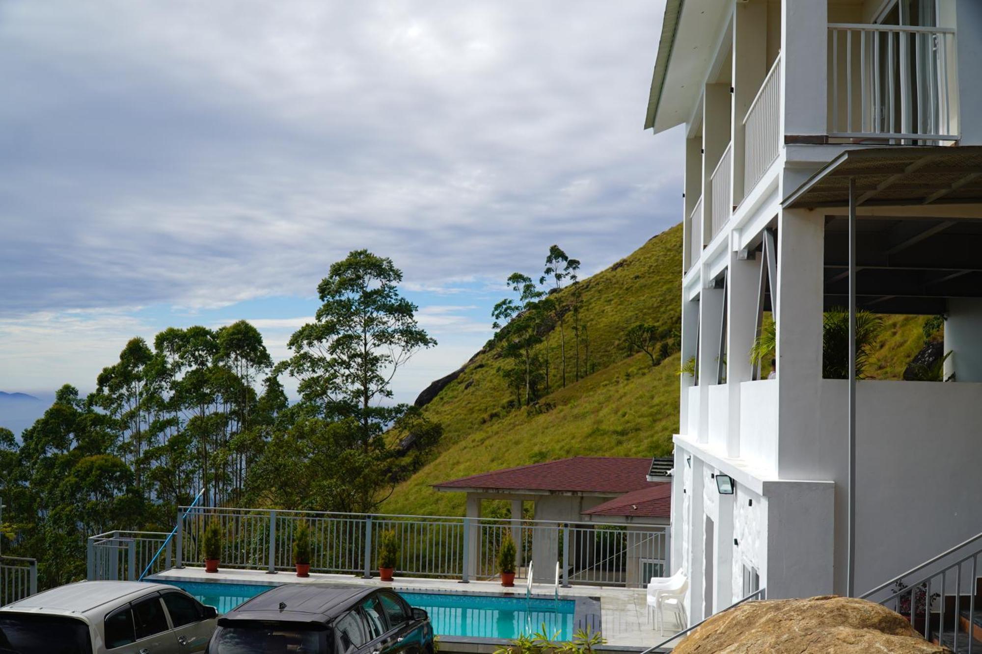 The Clouds End Hotel Devikulam Exterior foto