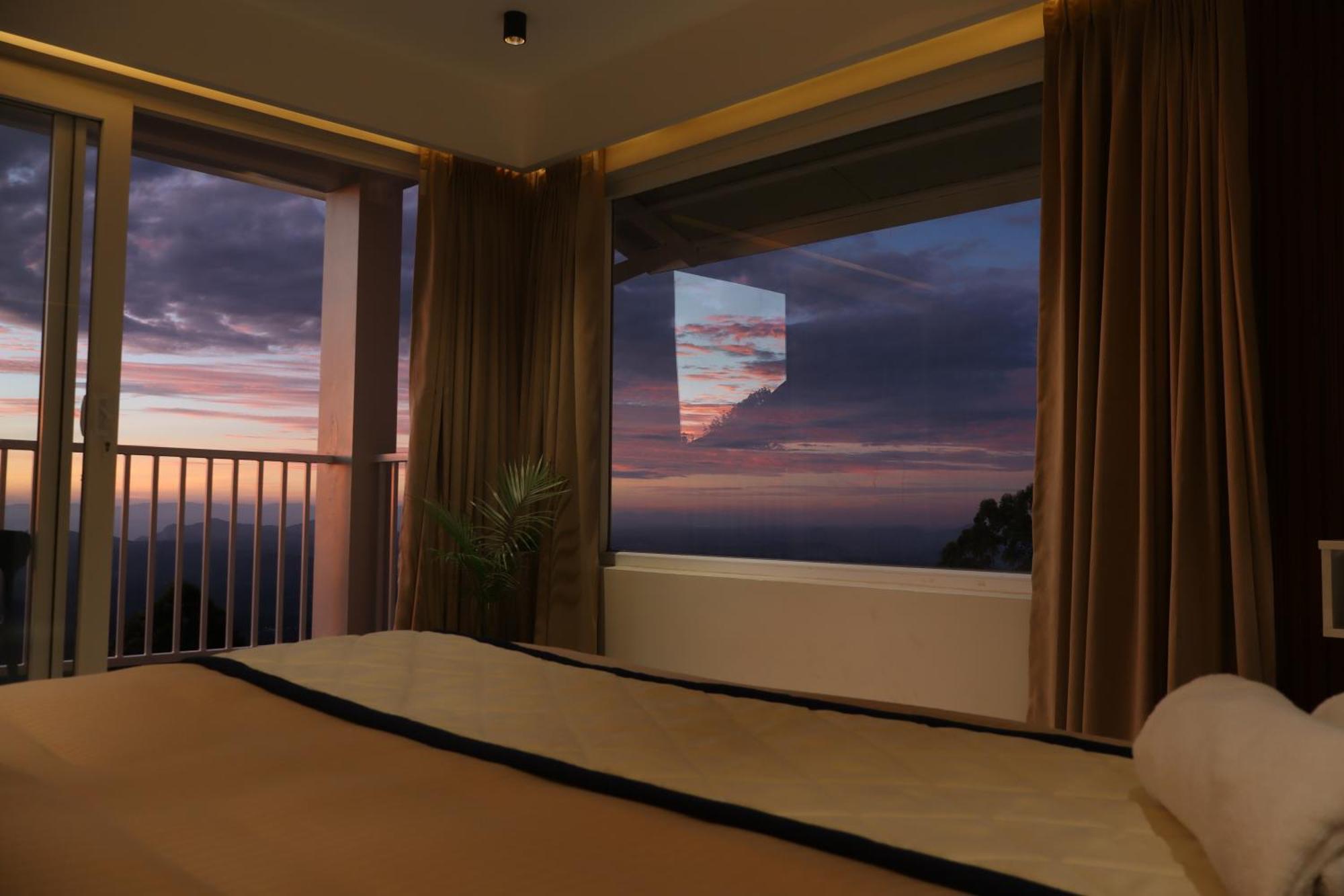 The Clouds End Hotel Devikulam Exterior foto